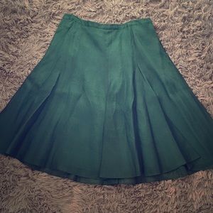 Bannana Republican emerald green skirt sz 10